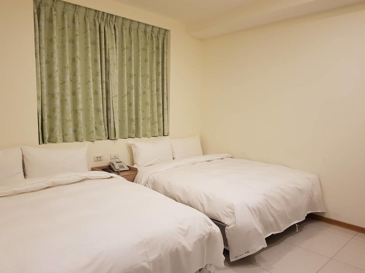 Galaxy Mini Inn Taipei Exteriör bild