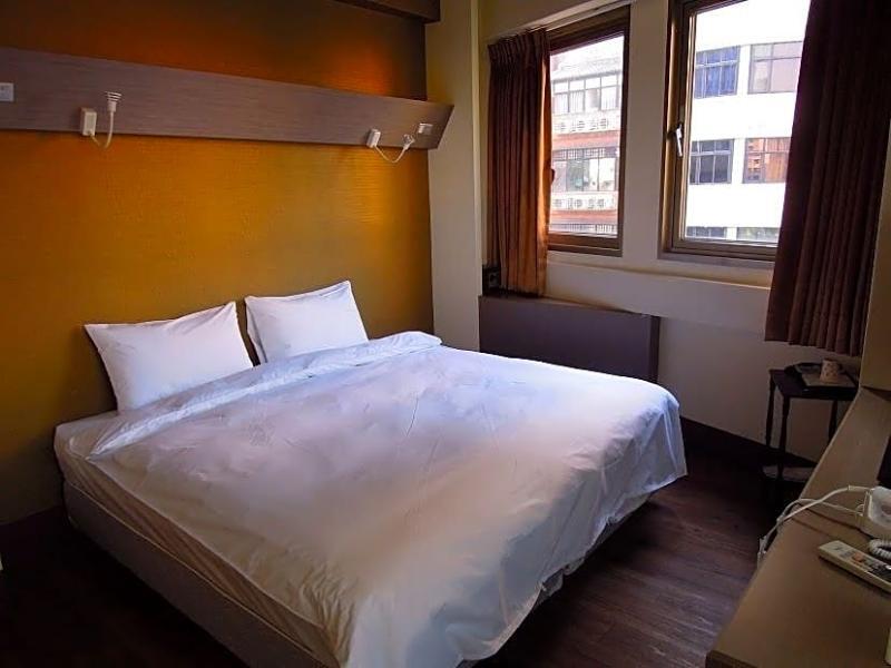 Galaxy Mini Inn Taipei Exteriör bild